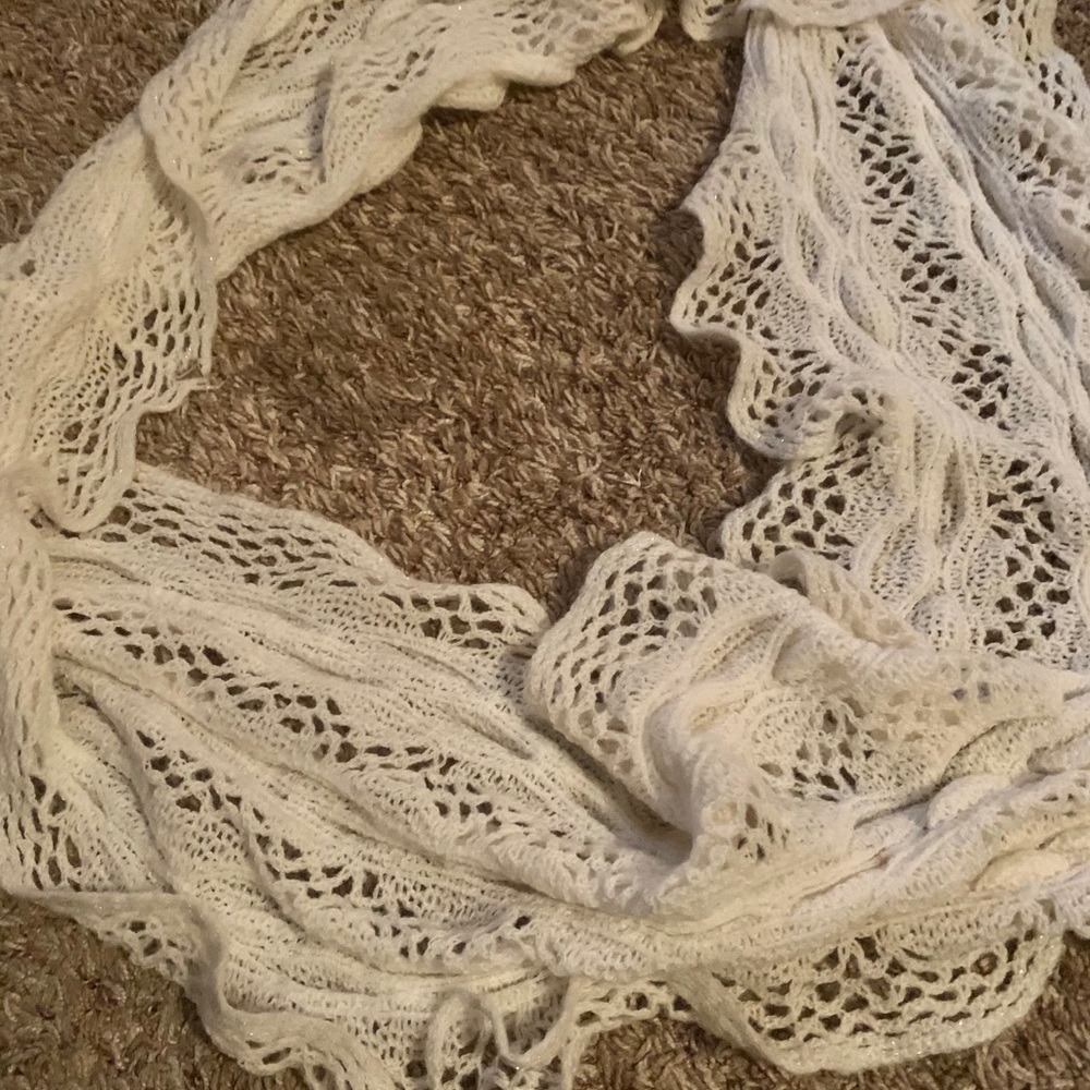 Scarf bundle - Picture 8 of 11